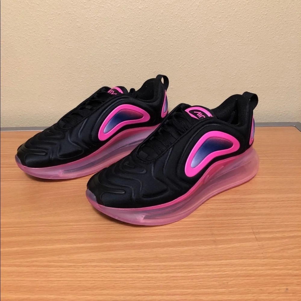 Women’s air max 720